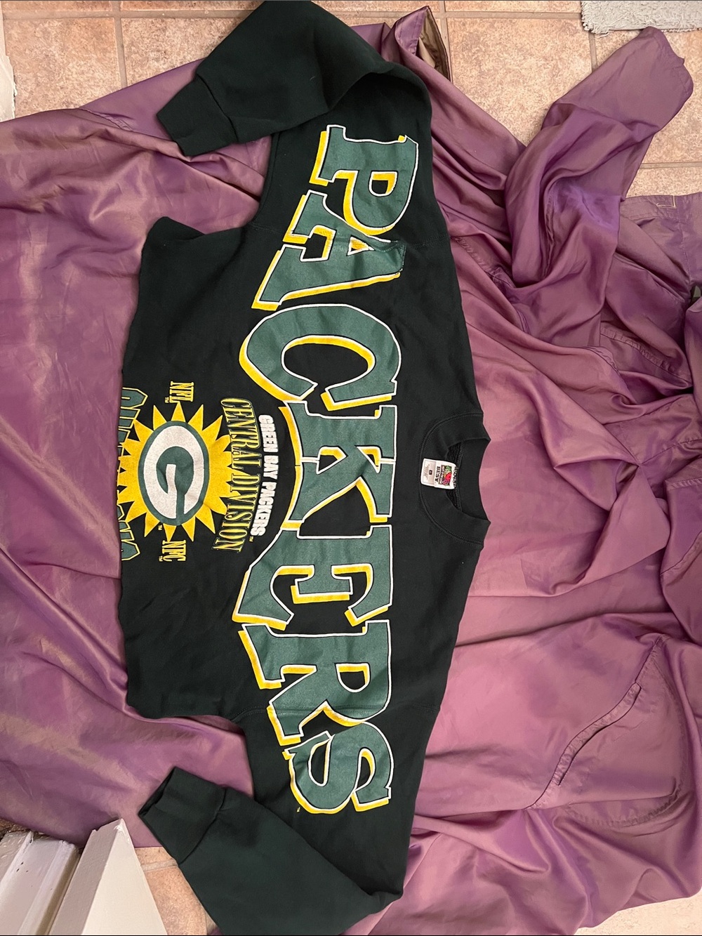 Green Bay Packers Vintage Crewneck Sweatshirt - Black/Green/Yellow